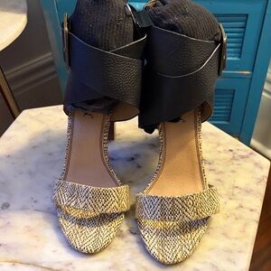 Splendid Black and Tan Heeled Sandals